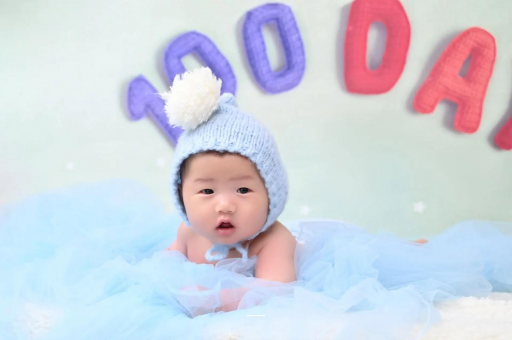 桂平宝宝睡醒嗓子哑了